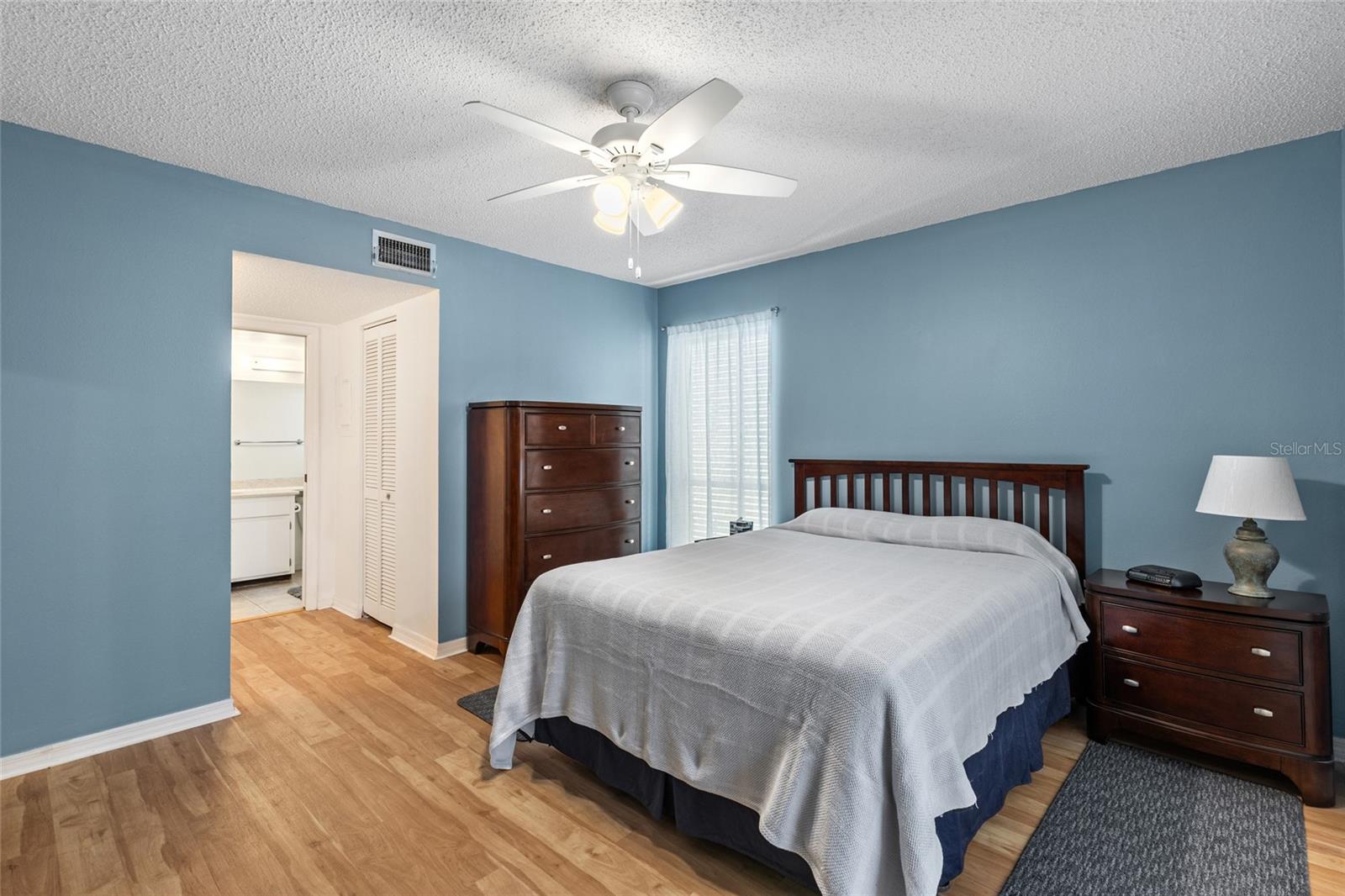 Condominium at 410 CERROMAR CIR S #242, VENICE, photo 19 of 52