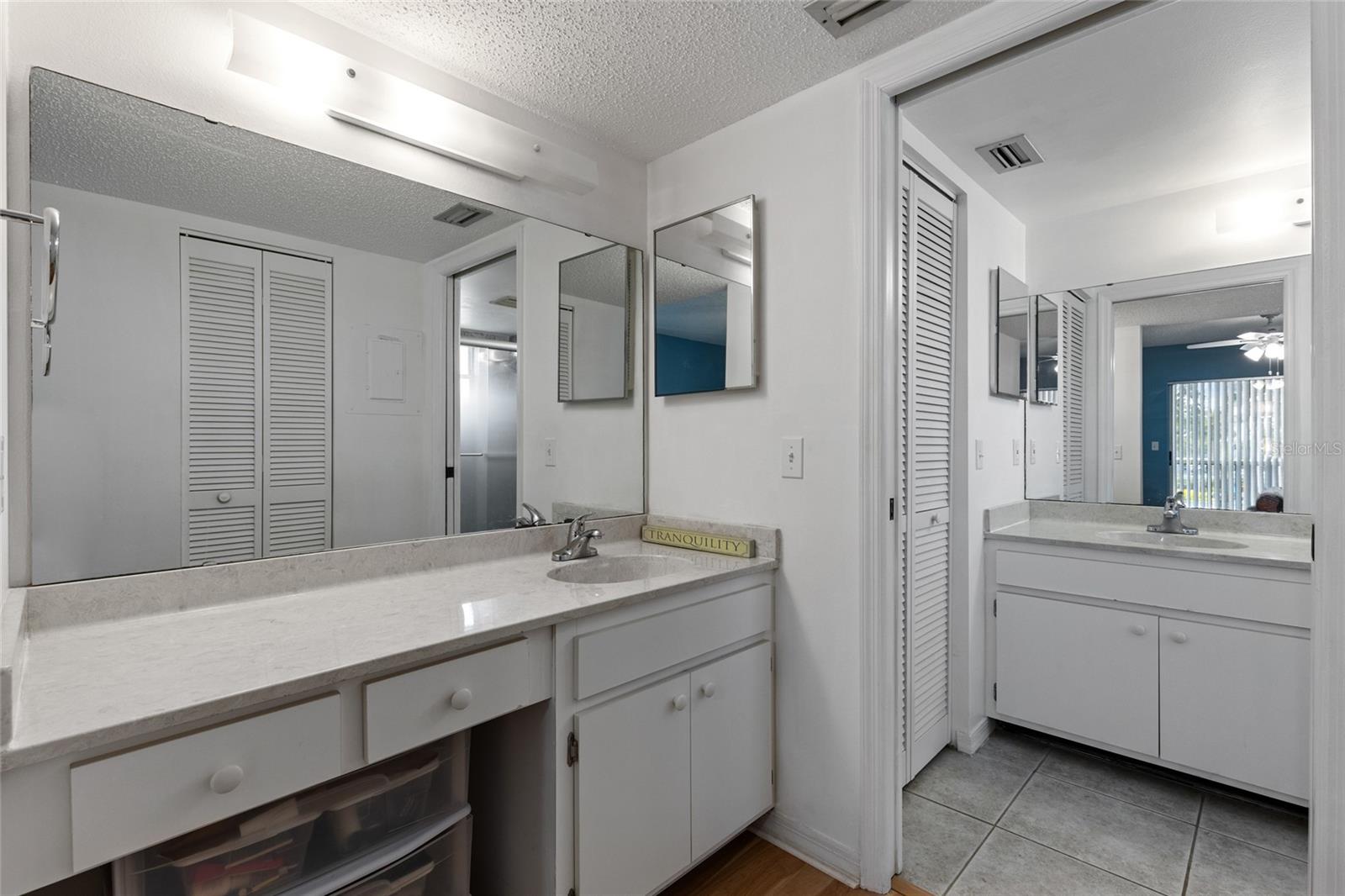 Condominium at 410 CERROMAR CIR S #242, VENICE, photo 24 of 52