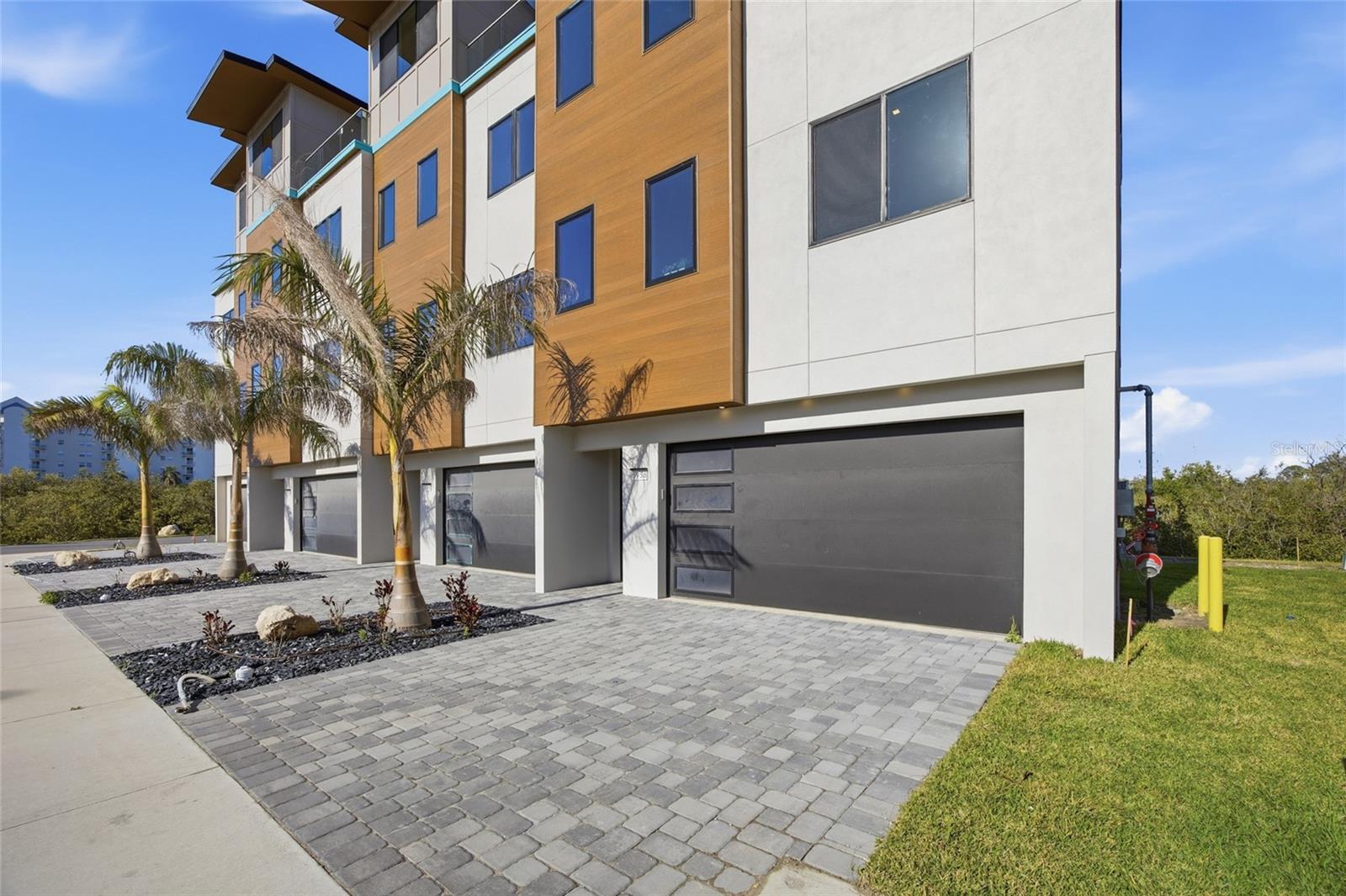 Townhouse at 5956 AQUA RESERVE BLVD, NEW PORT RICHEY, photo 6 of 50
