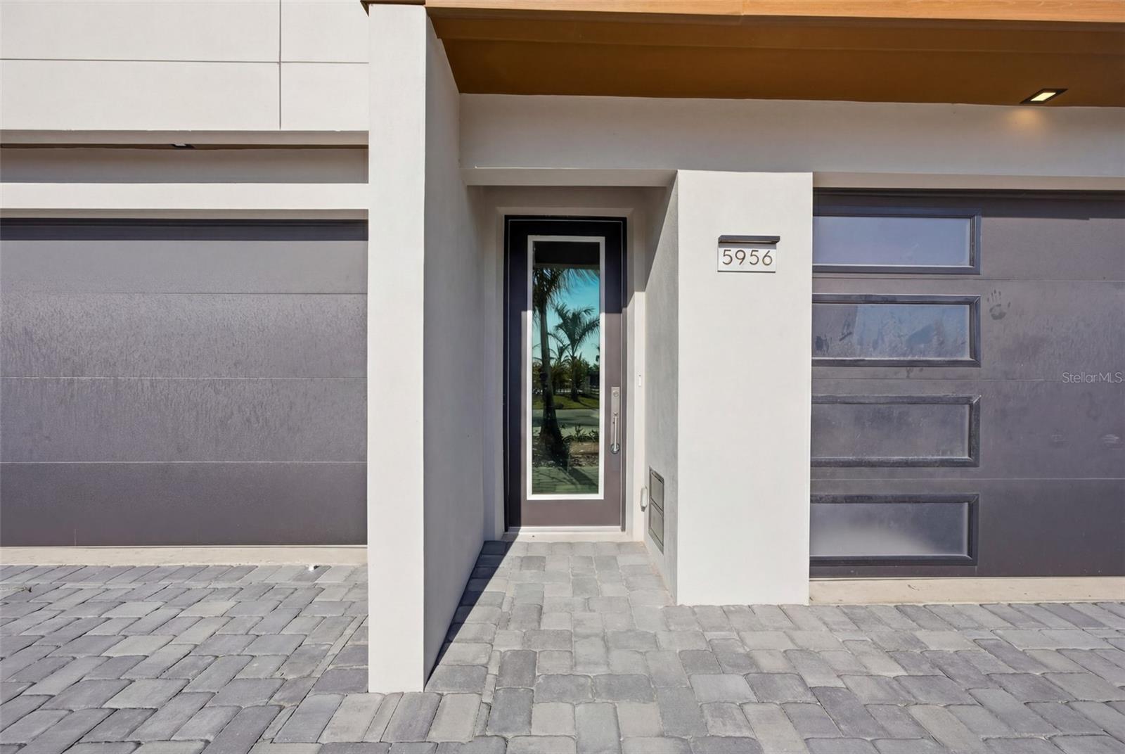 Townhouse at 5956 AQUA RESERVE BLVD, NEW PORT RICHEY, photo 7 of 50