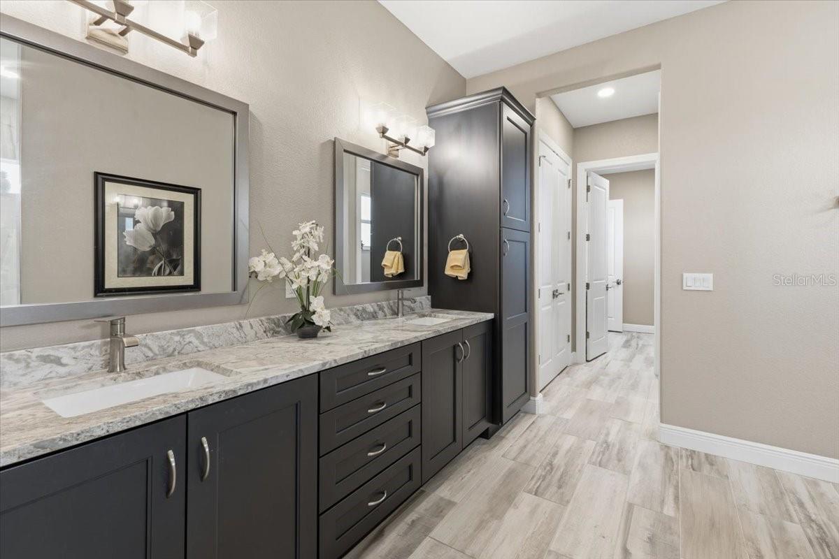 Single Family Residence at 9214 MELODY CIR, PORT CHARLOTTE, photo 35 of 76