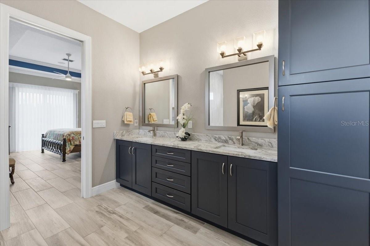 Single Family Residence at 9214 MELODY CIR, PORT CHARLOTTE, photo 39 of 76