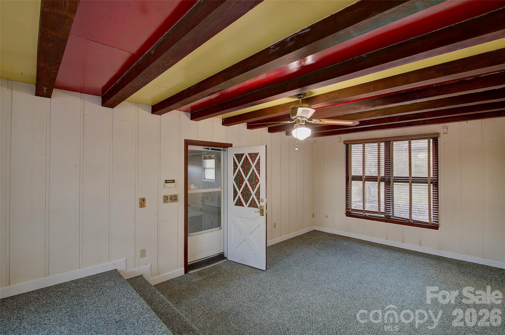 Breeze Way - 220 Grand View Lane, Burnsville