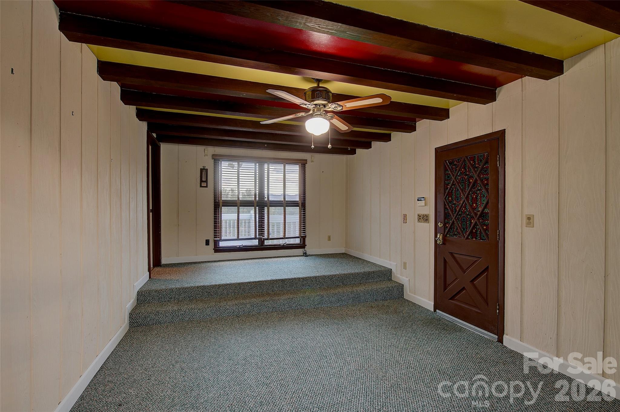 Breeze Way - 220 Grand View Lane, Burnsville