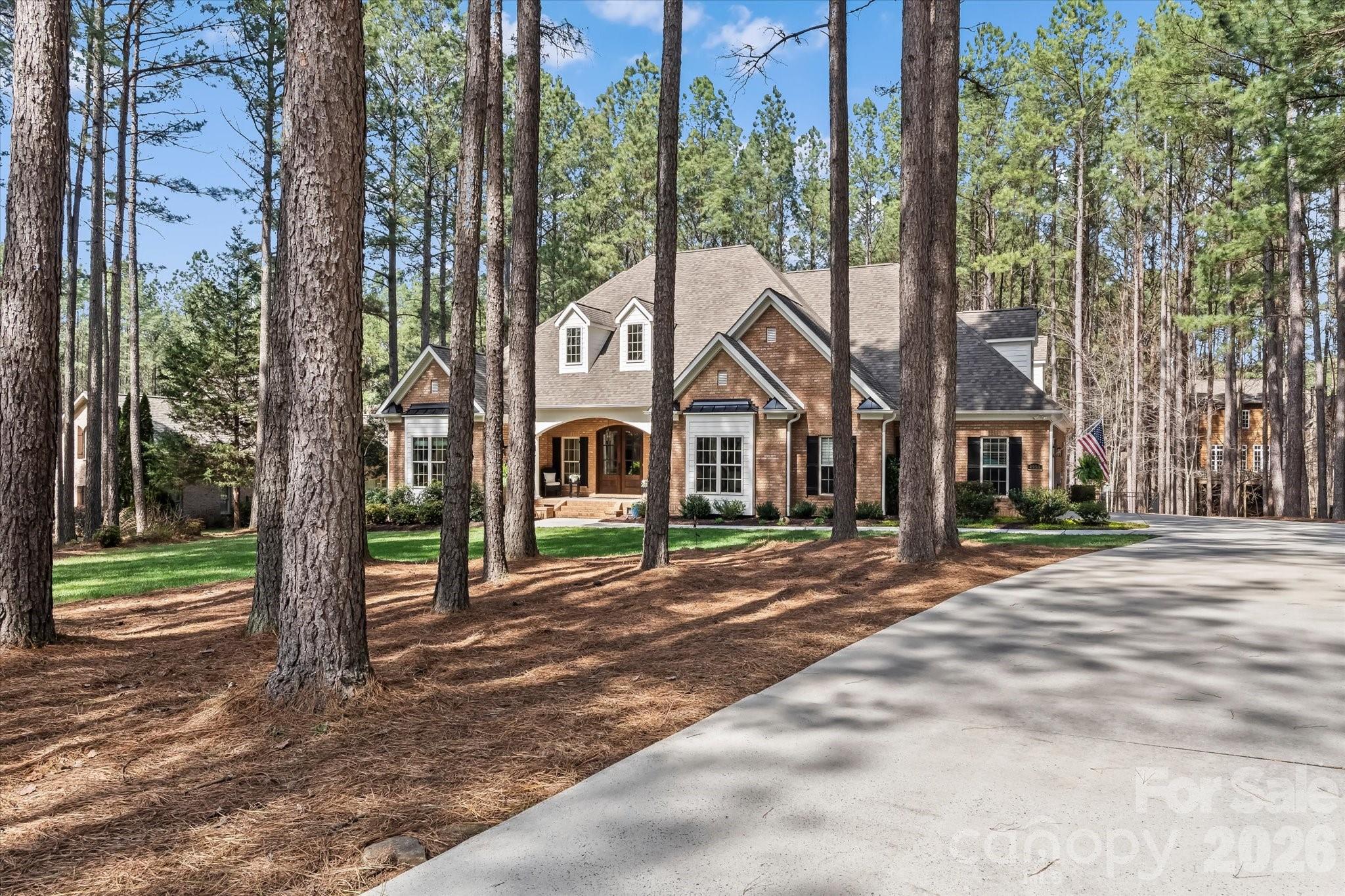 Tucked in for privacy - 4950 River Hills Drive, Denver