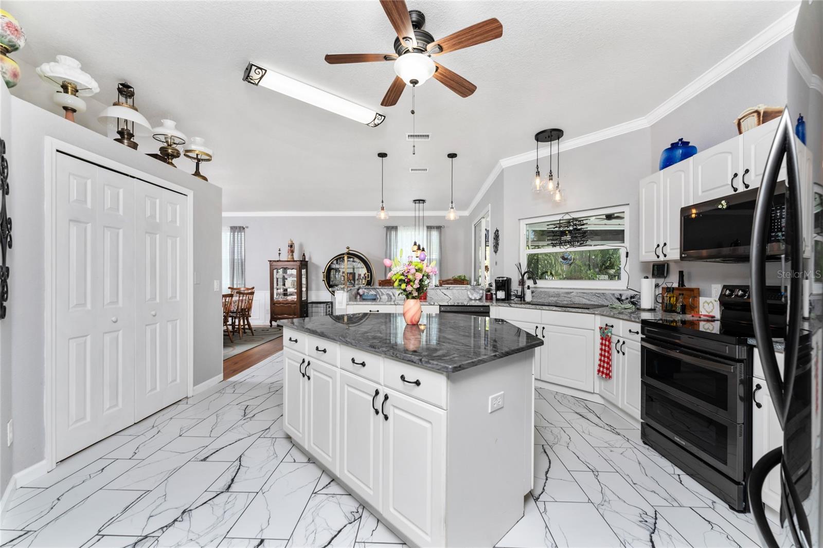 Single Family Residence at 15105 ALDAMA CIR, PORT CHARLOTTE, photo 11 of 70