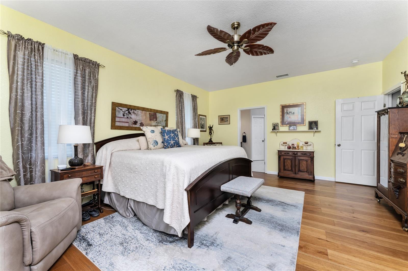 Single Family Residence at 15105 ALDAMA CIR, PORT CHARLOTTE, photo 22 of 70