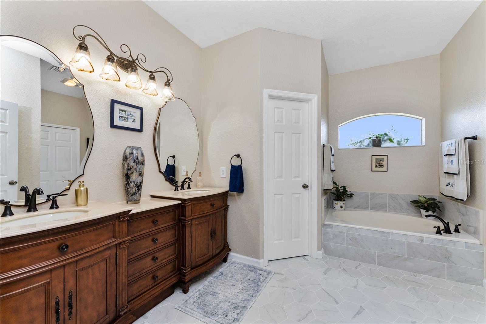 Single Family Residence at 15105 ALDAMA CIR, PORT CHARLOTTE, photo 23 of 70