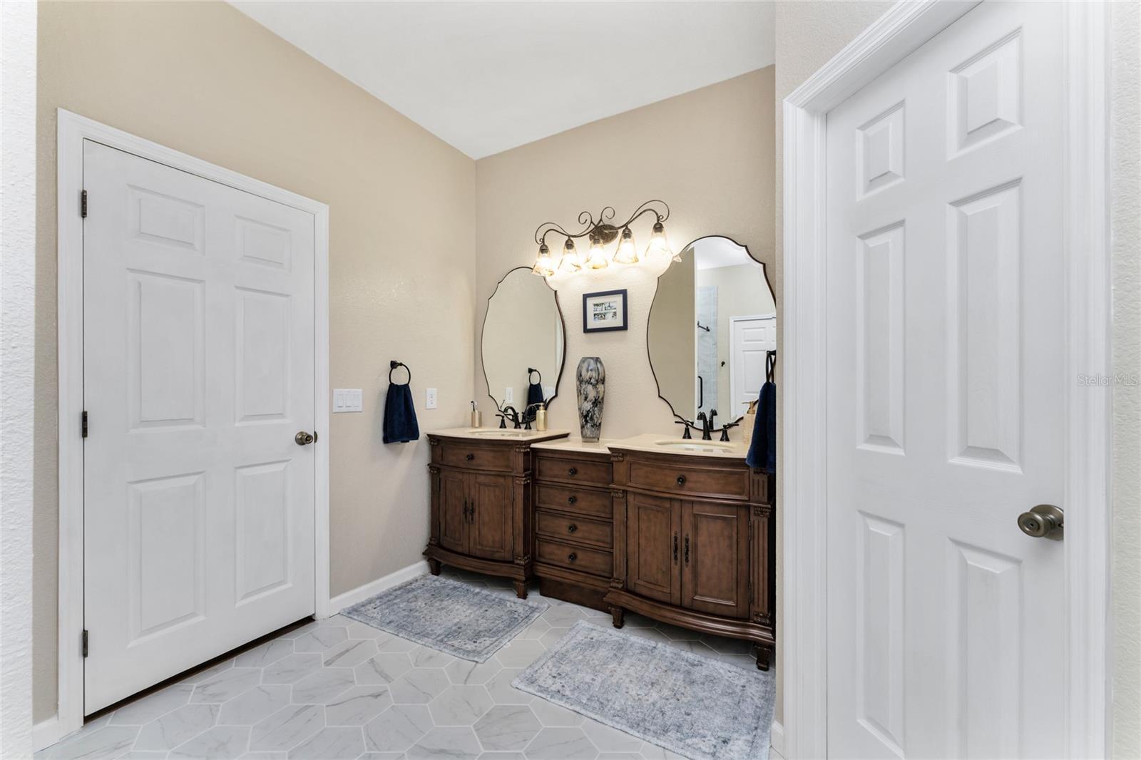 Single Family Residence at 15105 ALDAMA CIR, PORT CHARLOTTE, photo 27 of 70