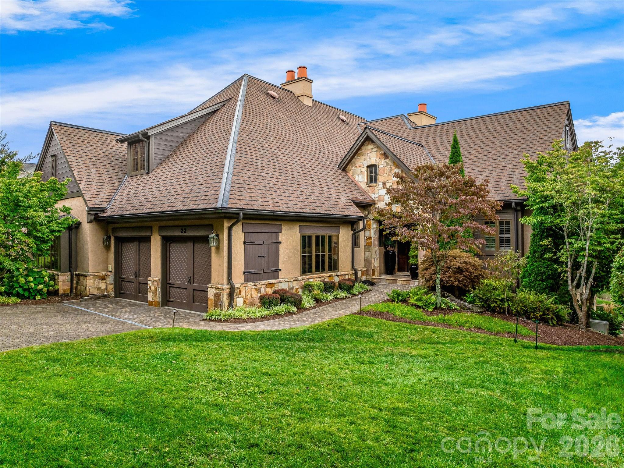 22 Foxbridge Way