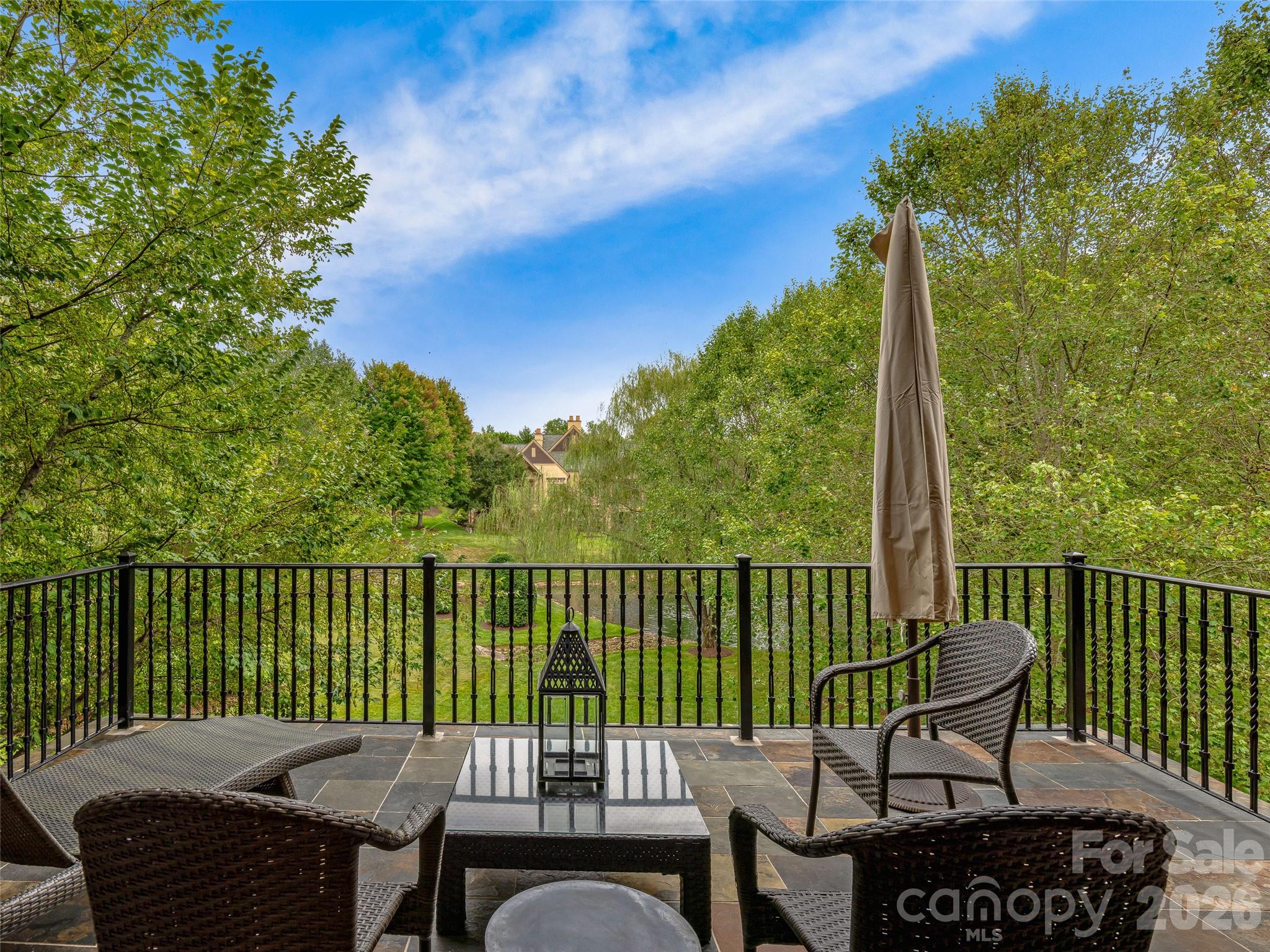 Townhouse at 22 Foxbridge Way, Arden, photo 13 of 40