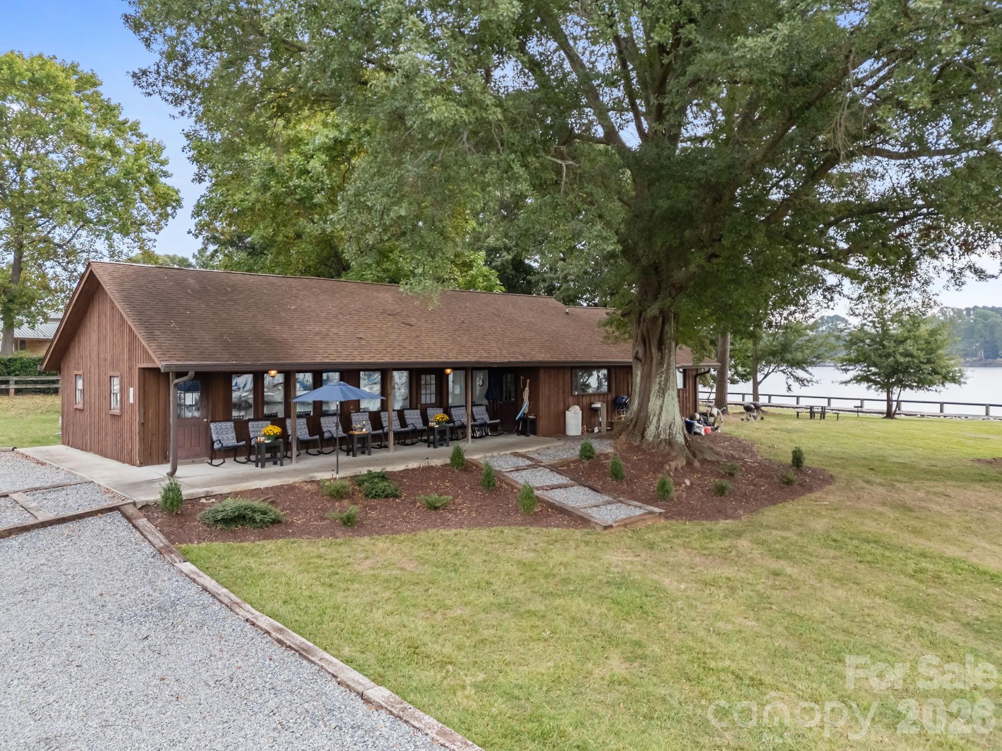 Business at 1887 Yacht Club Drive, Denver, photo 4 of 10