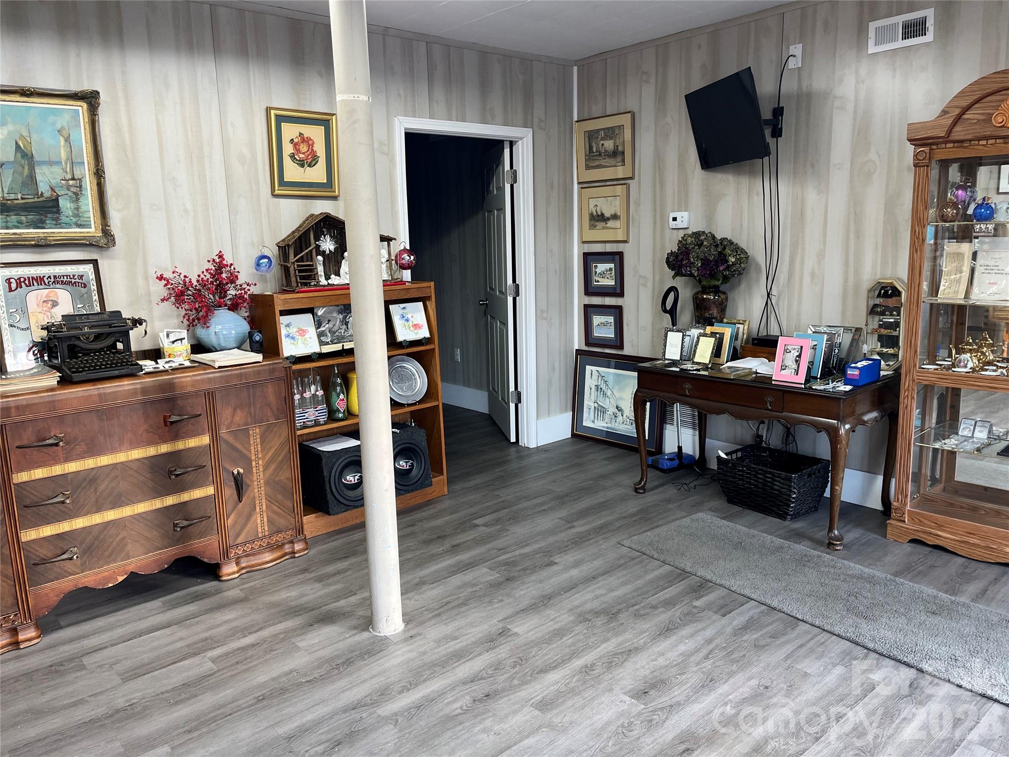 Office at 2462 Sugar Hill Road, Marion, photo 24 of 36