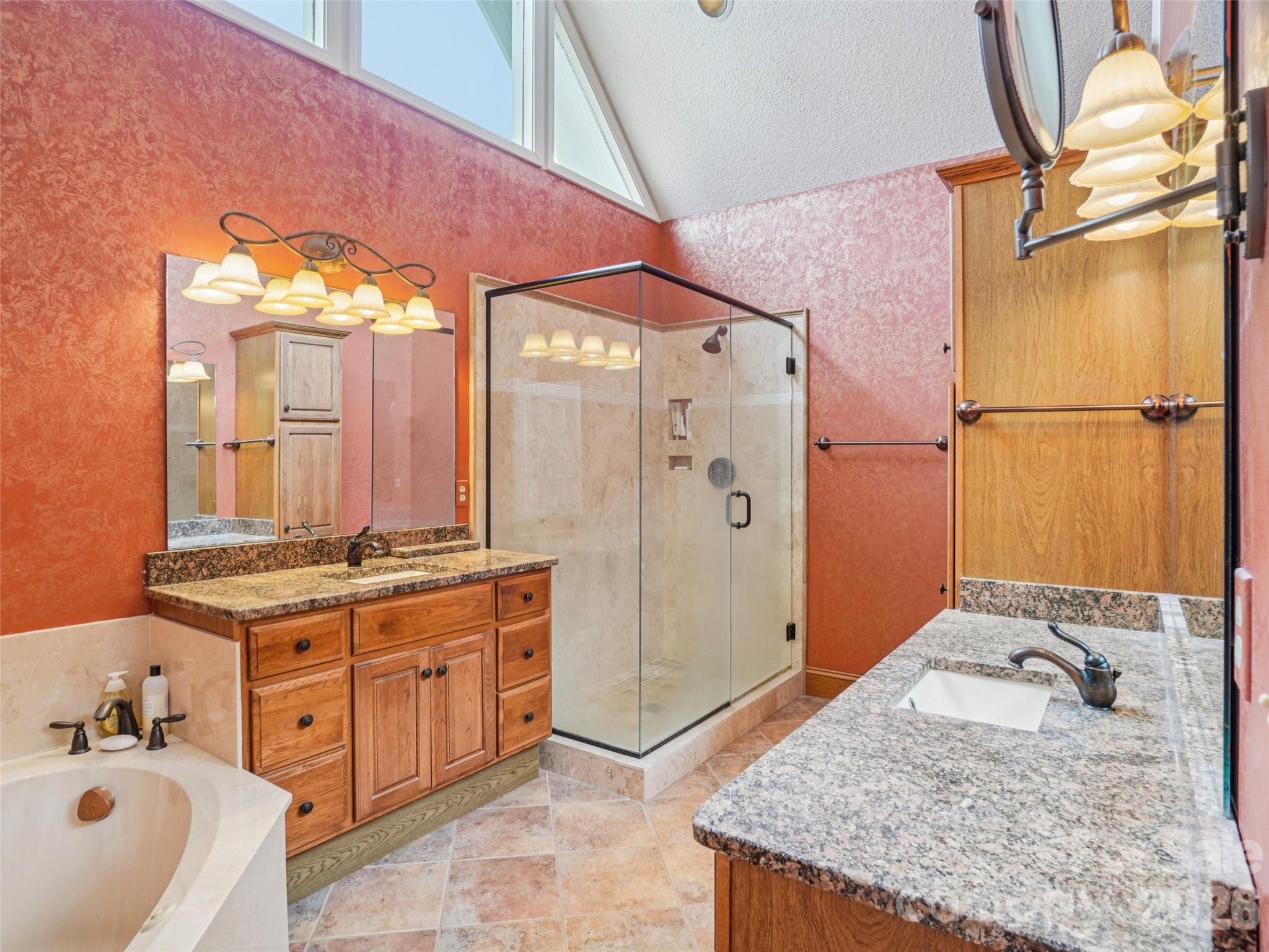 Single Family Residence at 38 Highland Pointe Drive, Weaverville, photo 21 of 45