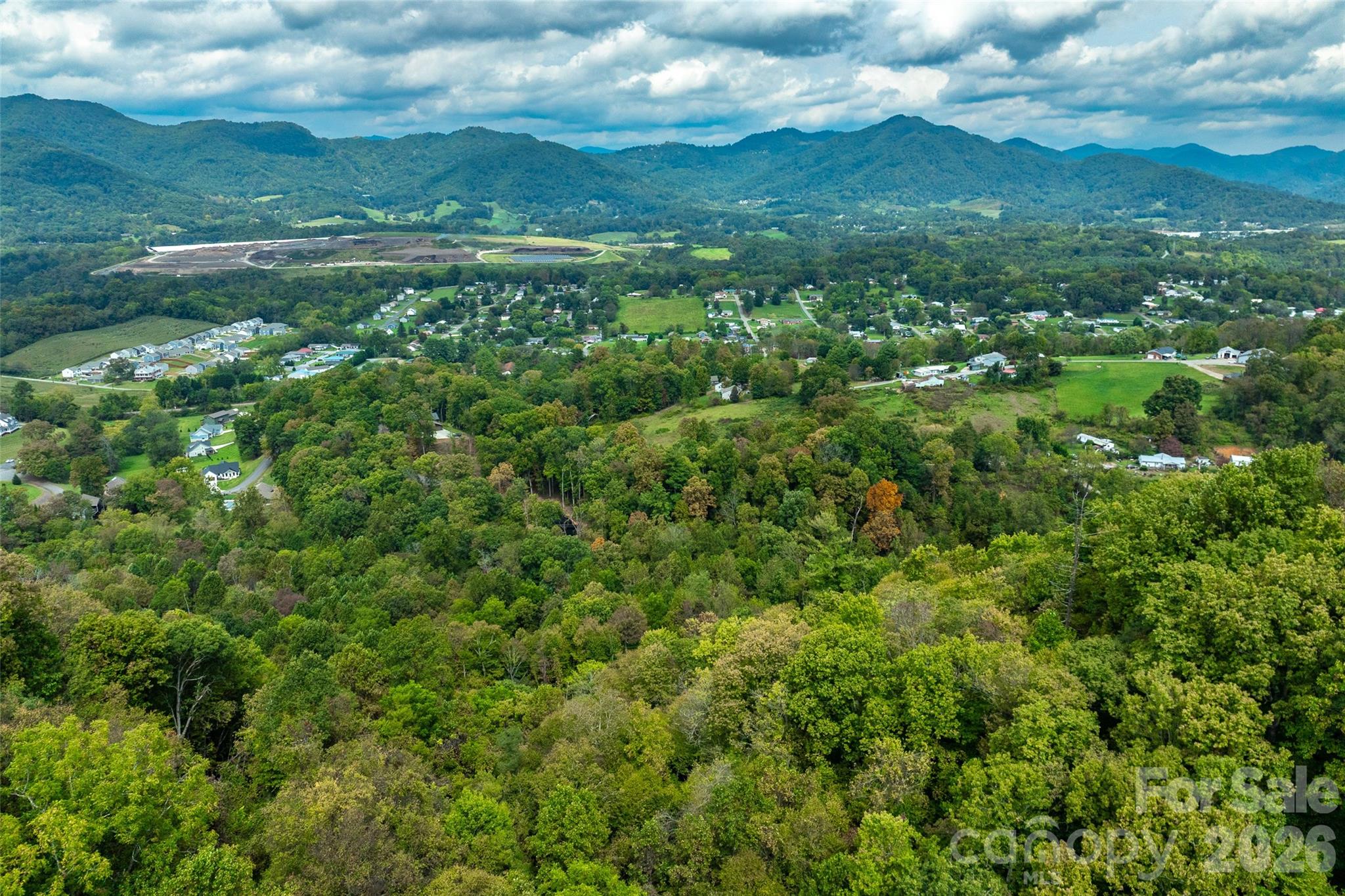 view to the north over Carolina Blvd - 99999 Carolina Boulevard, Canton