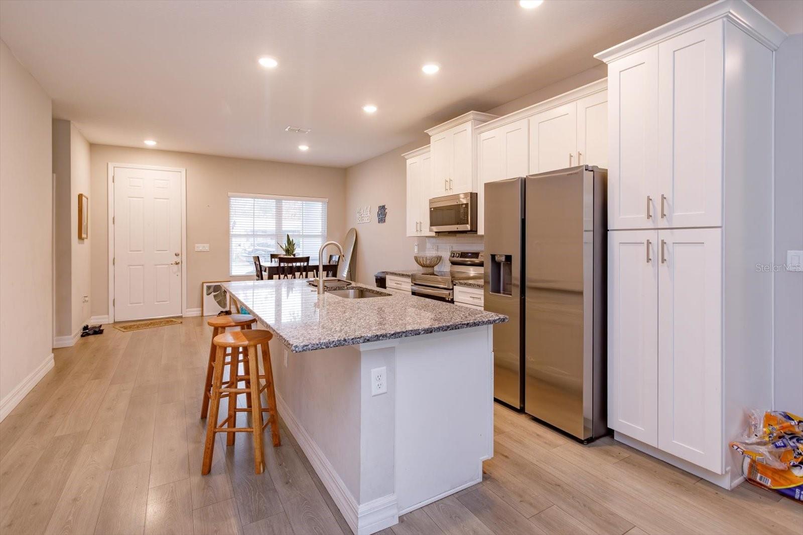Kitchen and Dining - 884 KLONDIKE ST, WINTER GARDEN