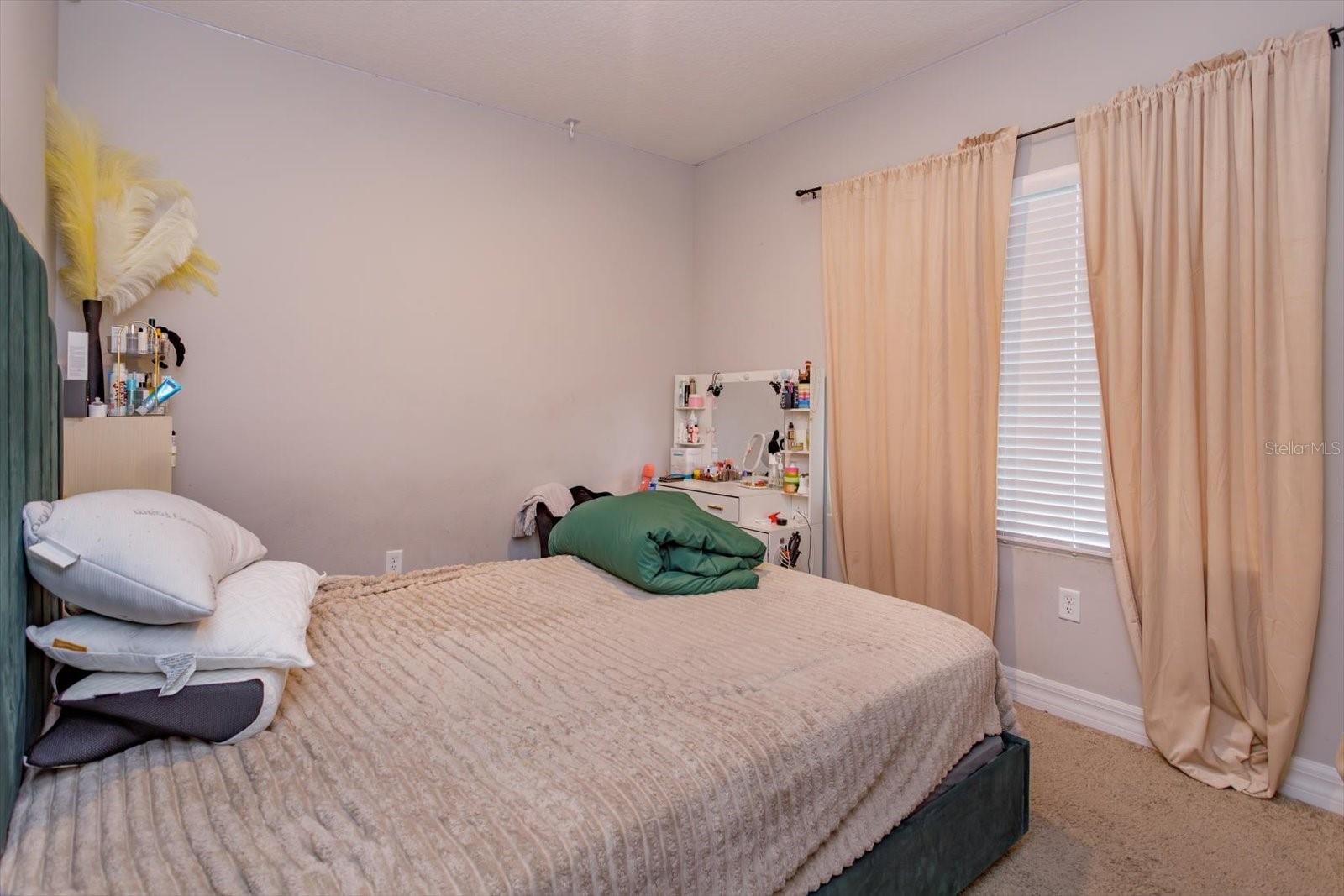 Single Family Residence at 884 KLONDIKE ST, WINTER GARDEN, photo 18 of 28