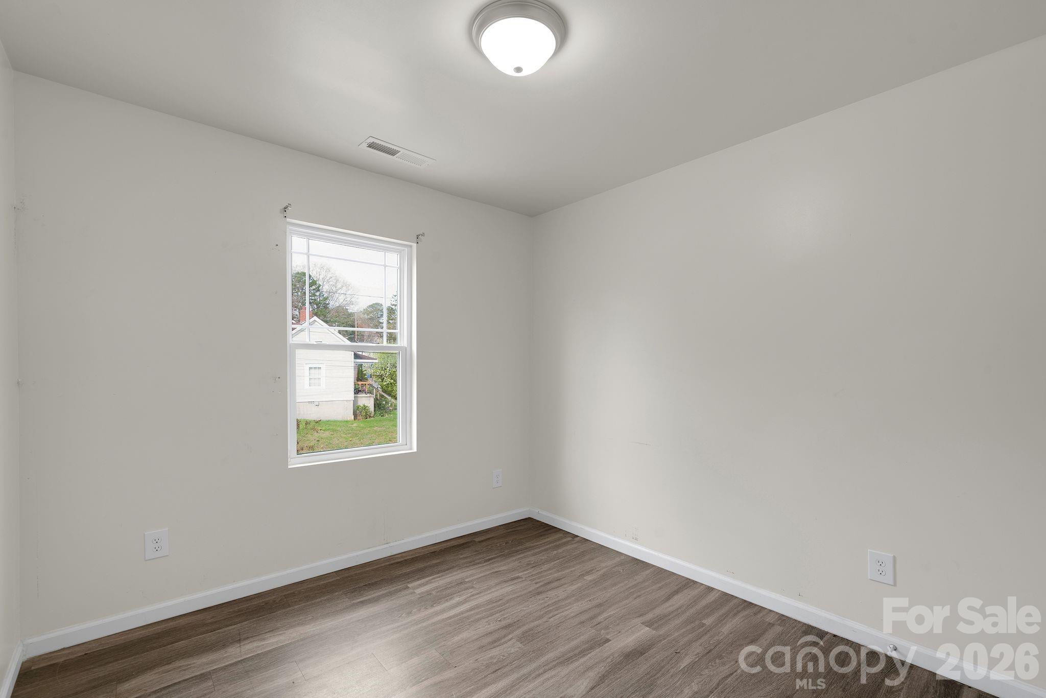 Bedroom 2 - 372 E Mills Avenue, Mooresville