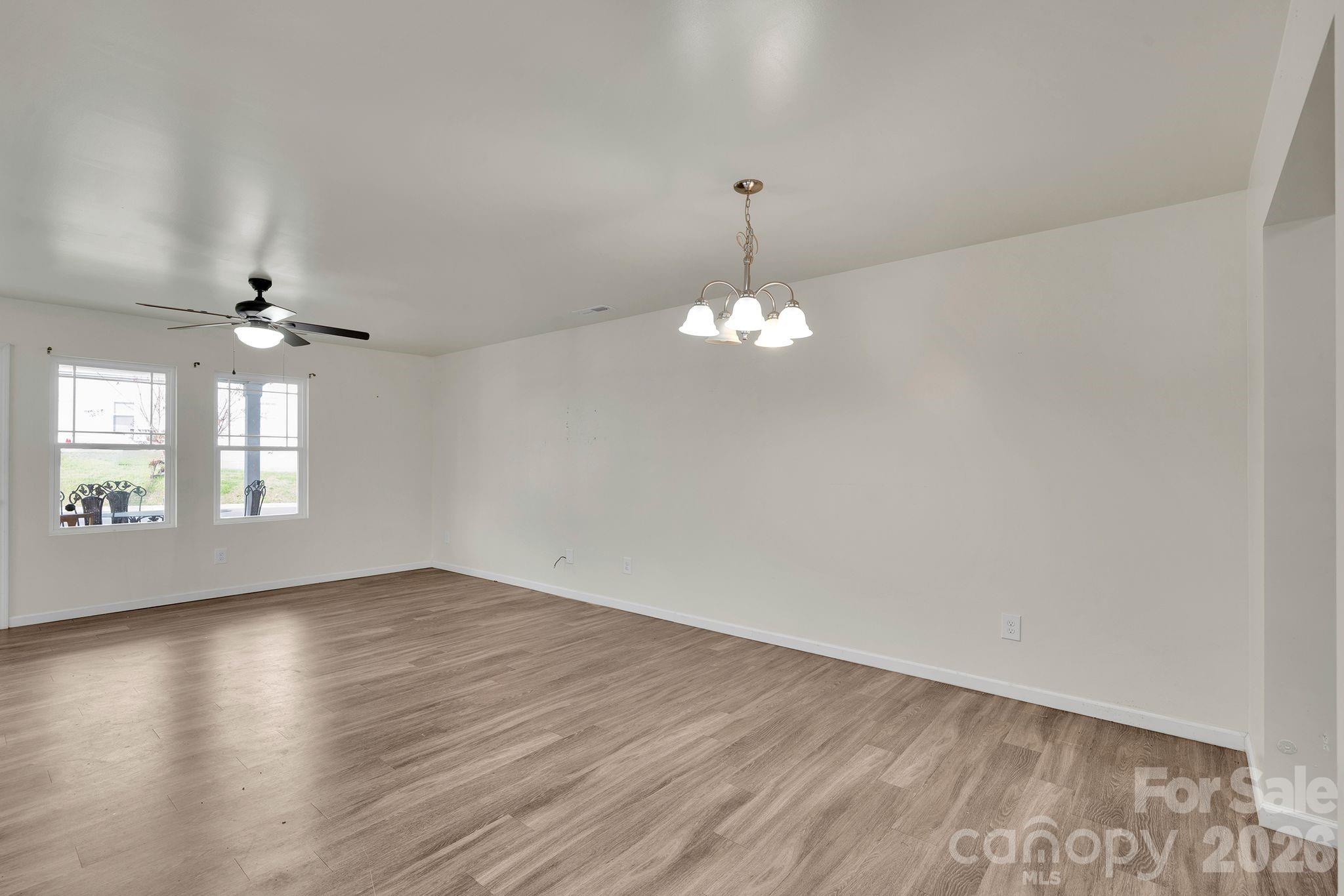 Townhouse at 372 E Mills Avenue, Mooresville, photo 19 of 28