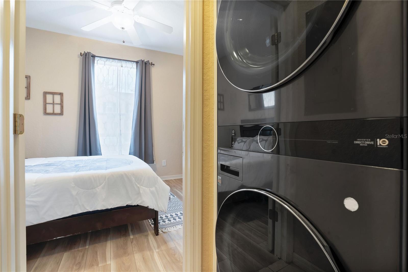Laundry off first floor bedroom - 219 MIRAMAR AVE, DAVENPORT