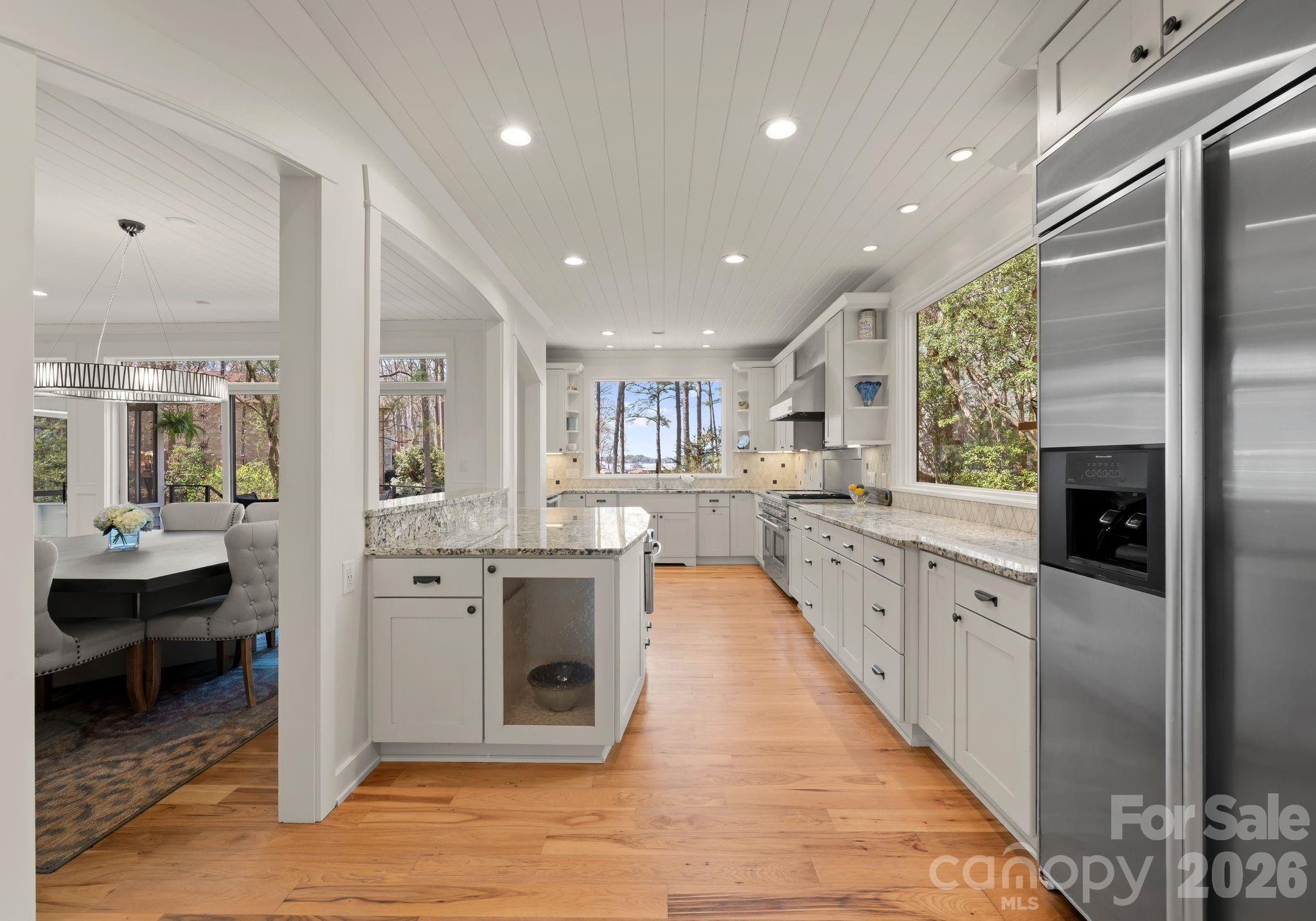 Chef's Kitchen - 16208 Weatherly Way, Huntersville
