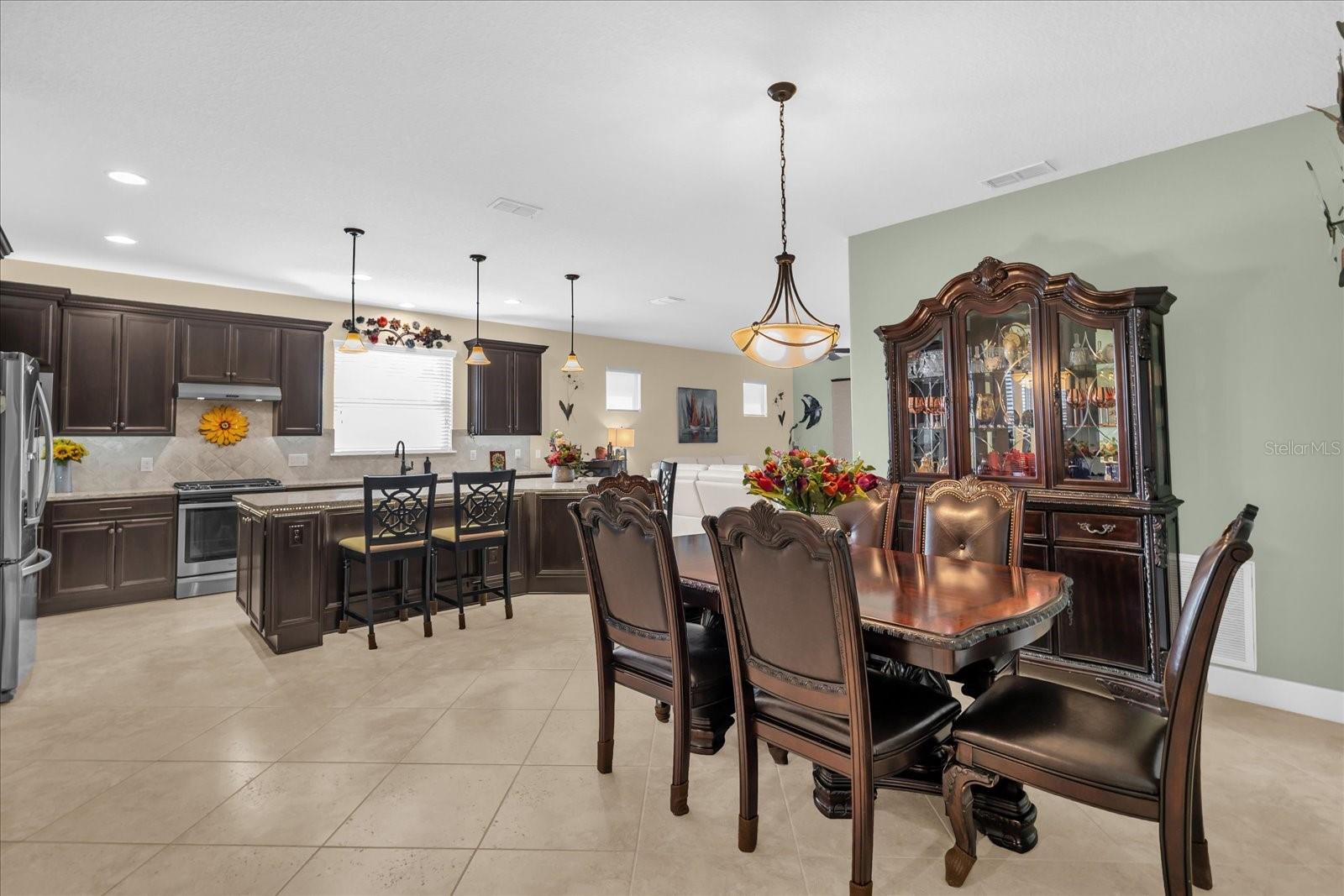 Single Family Residence at 715 ASTURIAS RD, DAVENPORT, photo 14 of 90