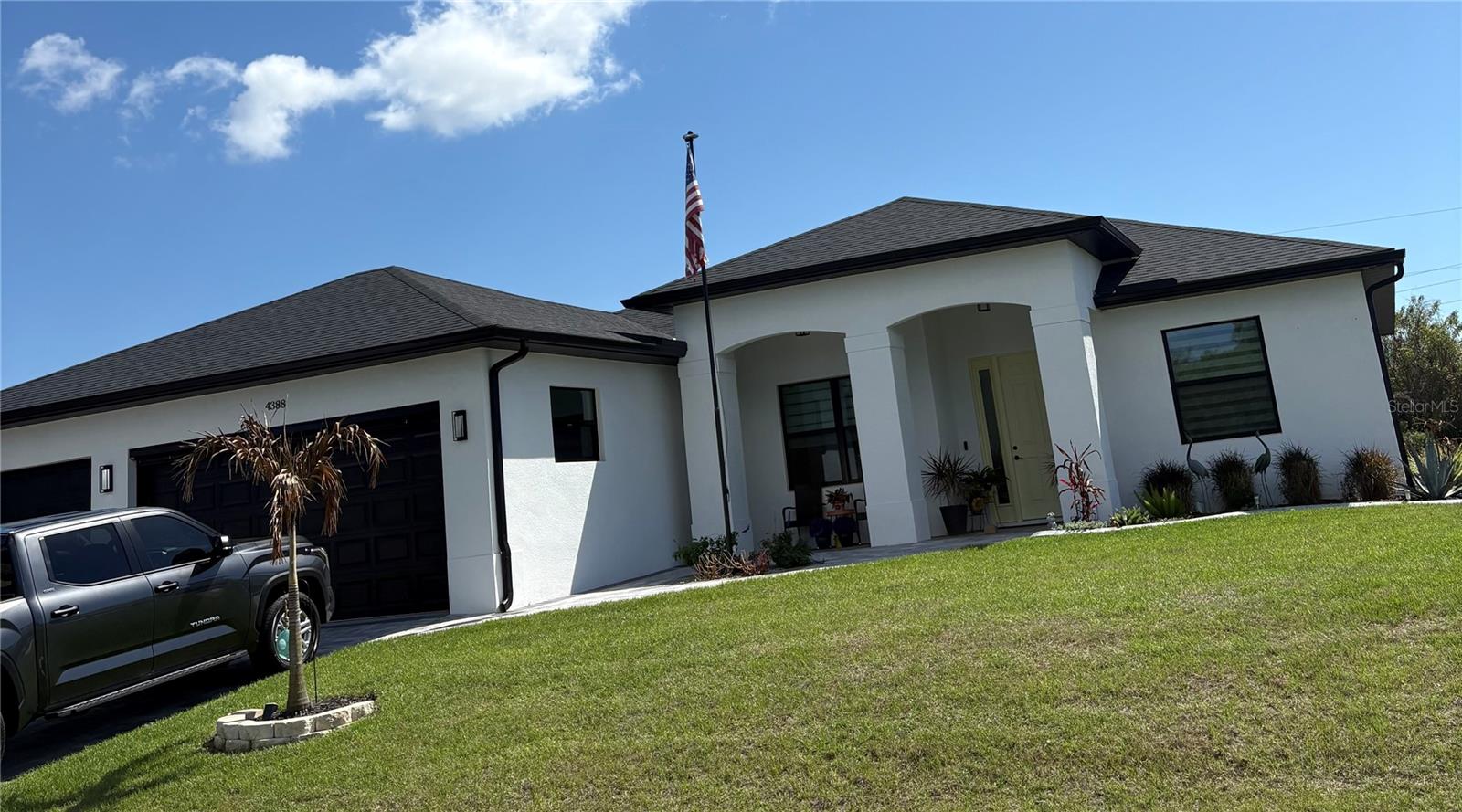 Single Family Residence at 7194 PINEDALE DR, PORT CHARLOTTE, photo 8 of 24