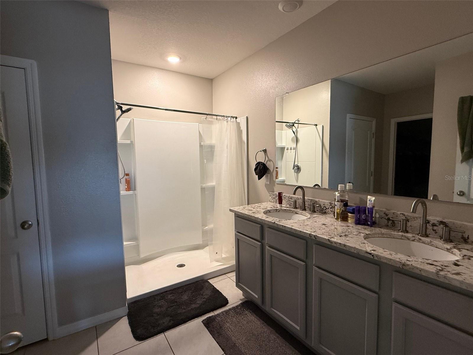 Single Family Residence at 530 AUBURN GROVE TER, AUBURNDALE, photo 6 of 11