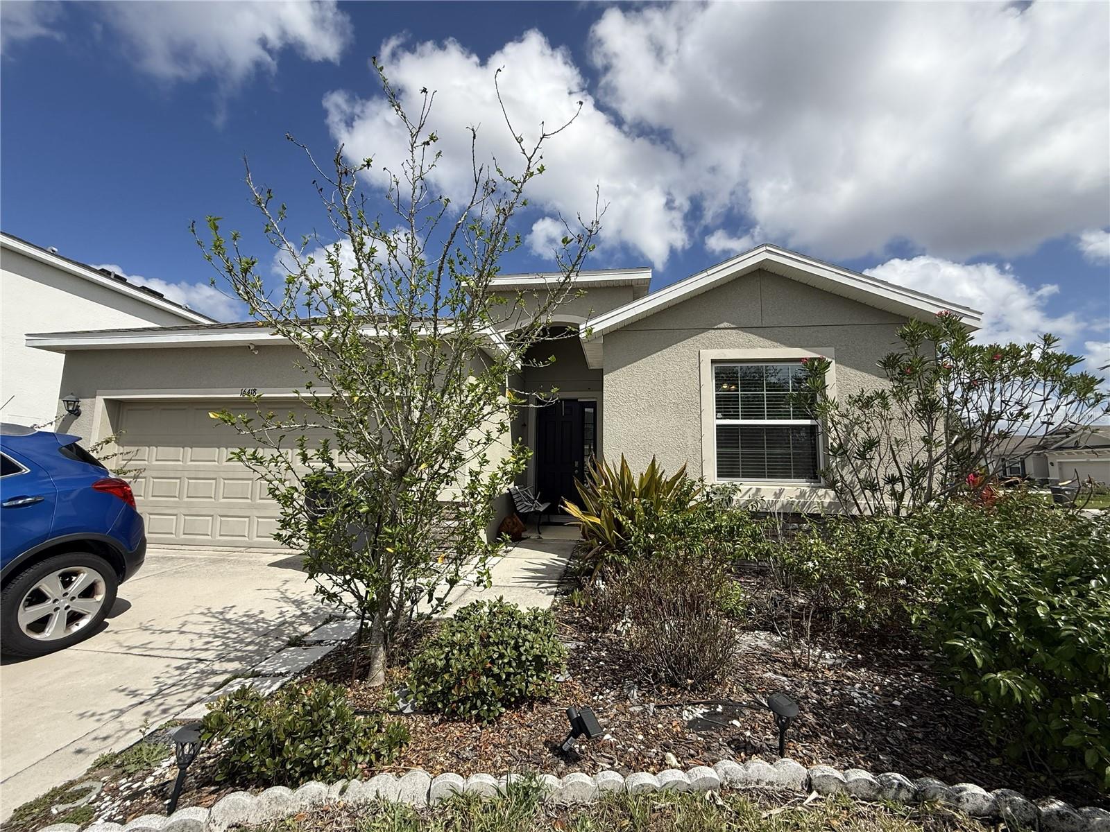 16418 WOODSIDE GLN