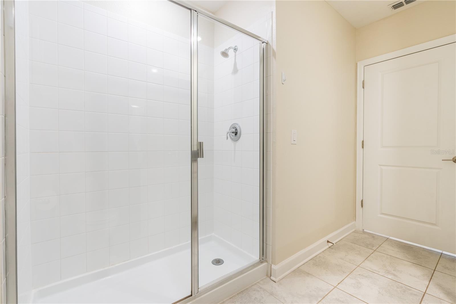 Condominium at 581 OCEAN COURSE AVE #581, DAVENPORT, photo 25 of 33