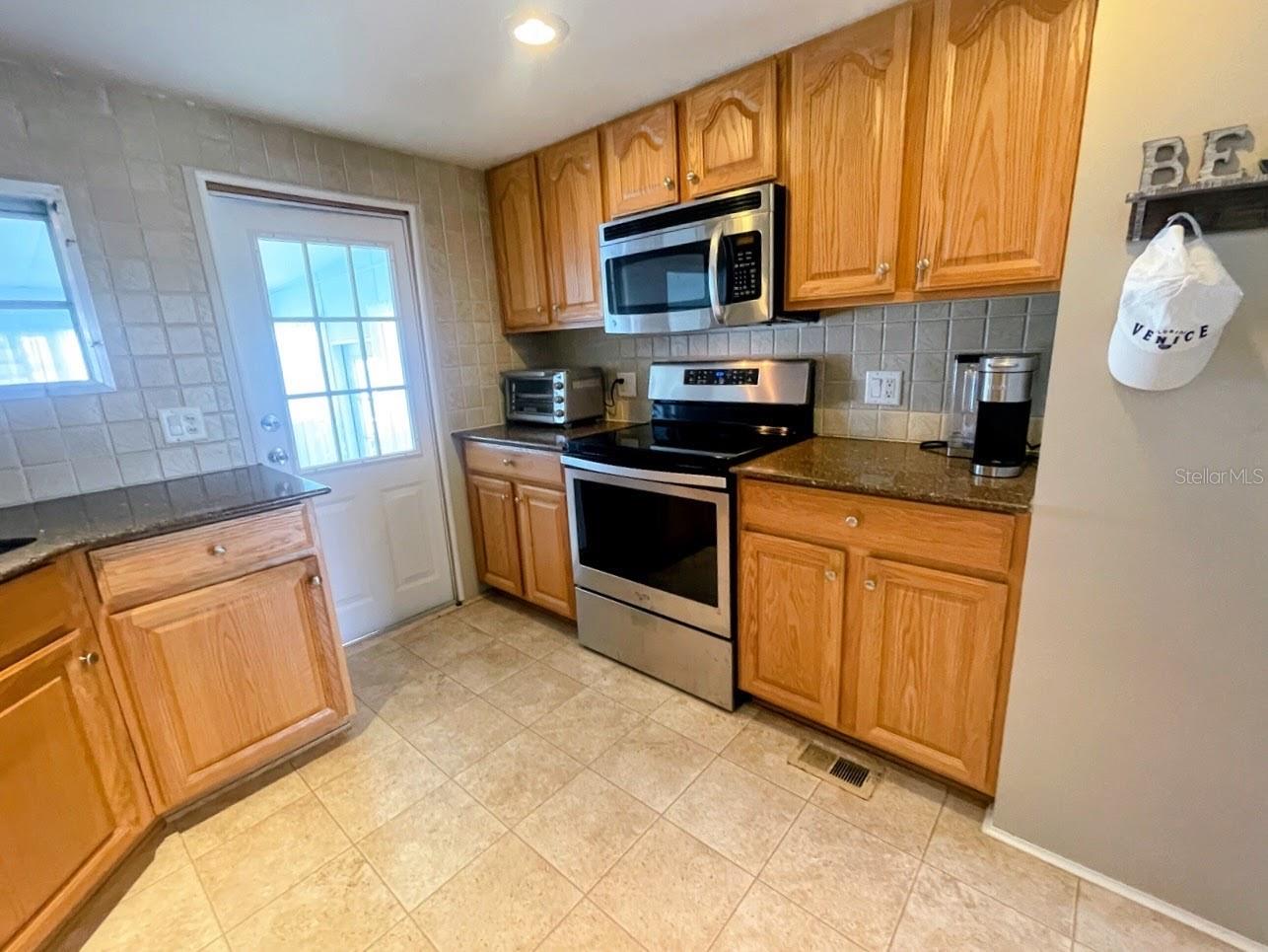 Mobile Home at 816 TURF, VENICE, photo 6 of 22