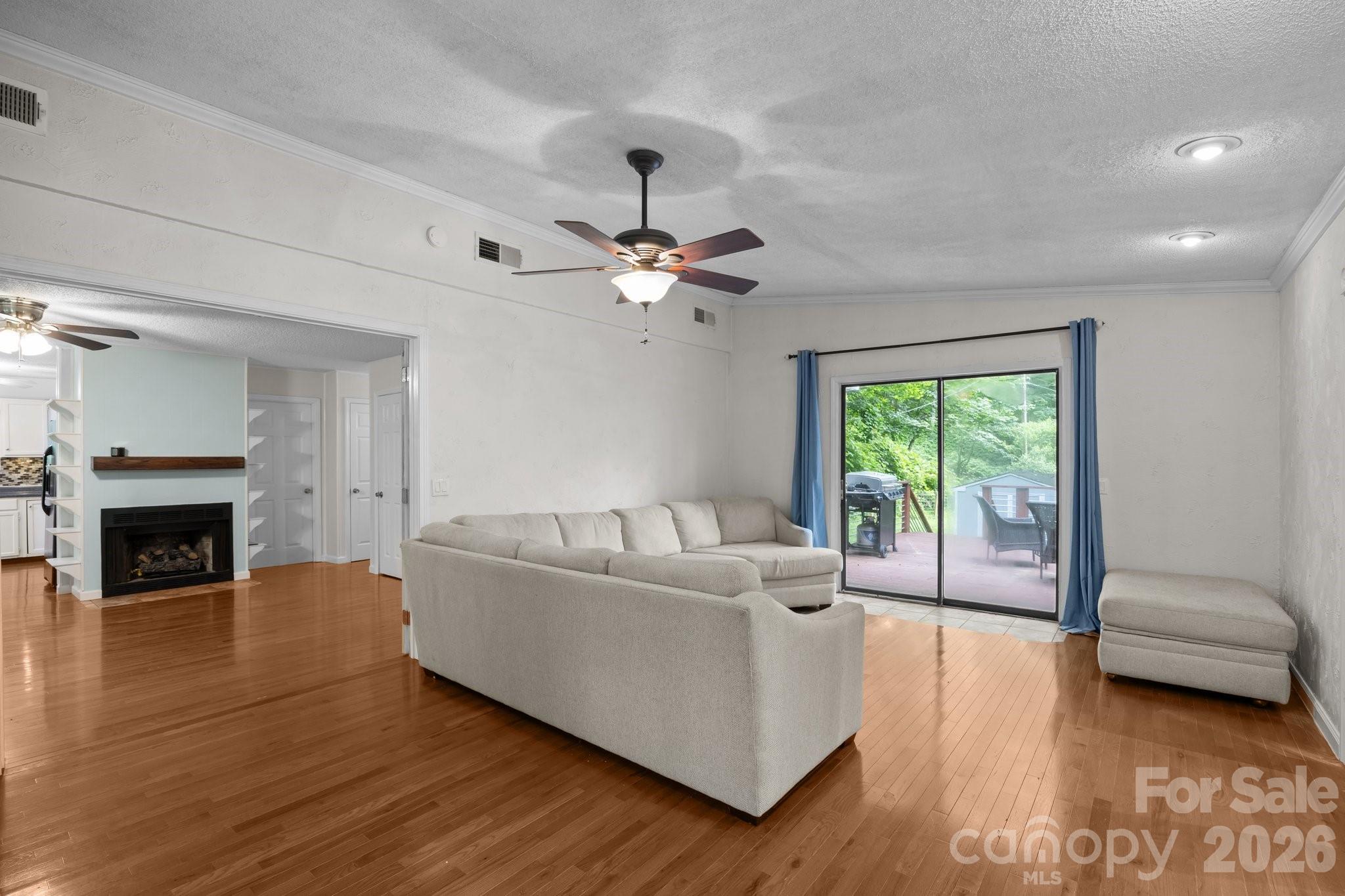 Large Flex Space - 193 Timberside Drive, Mars Hill