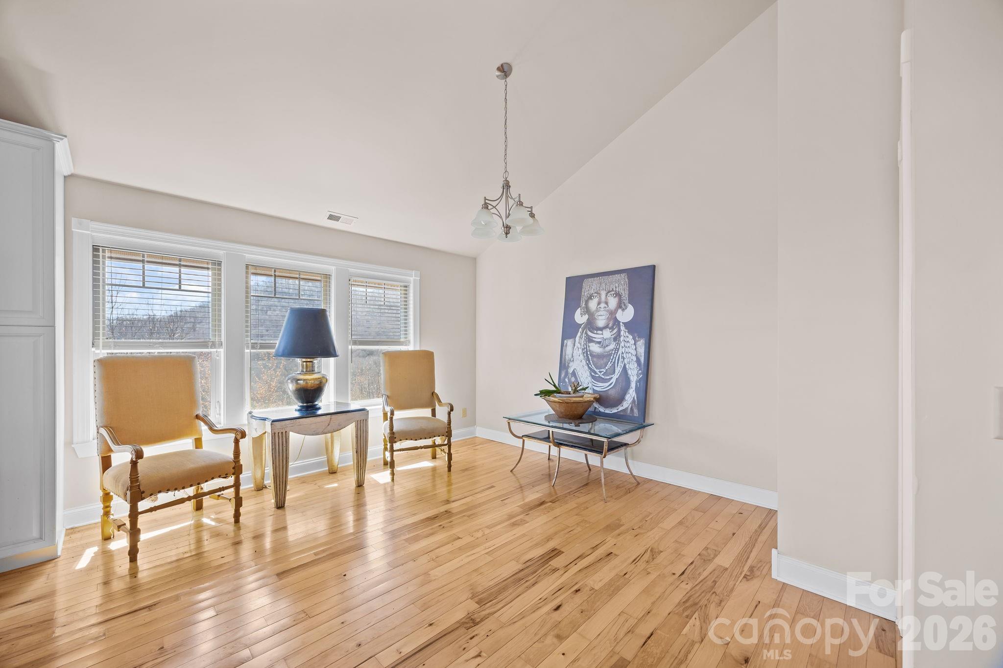 Condominium at 5 Lila Lane, Clyde, photo 11 of 38
