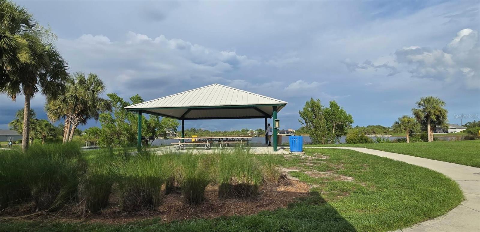 South Gulf Cove Park - 13879 BEGONIA CIR, PORT CHARLOTTE