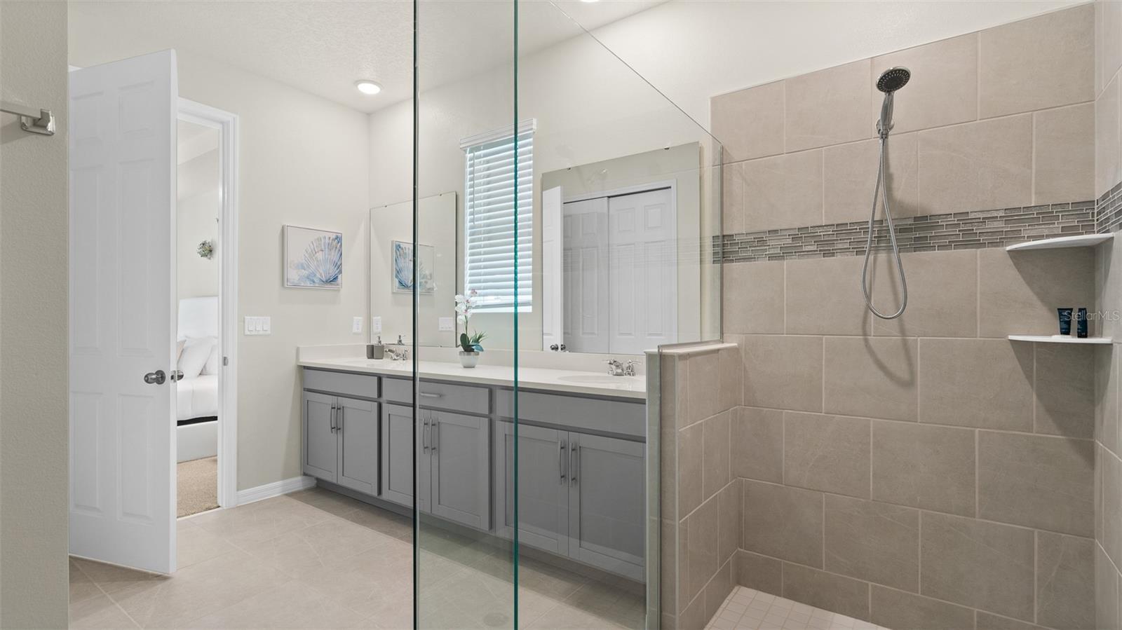 Villa at 8917 COCONUT BREEZE DR, KISSIMMEE, photo 16 of 87