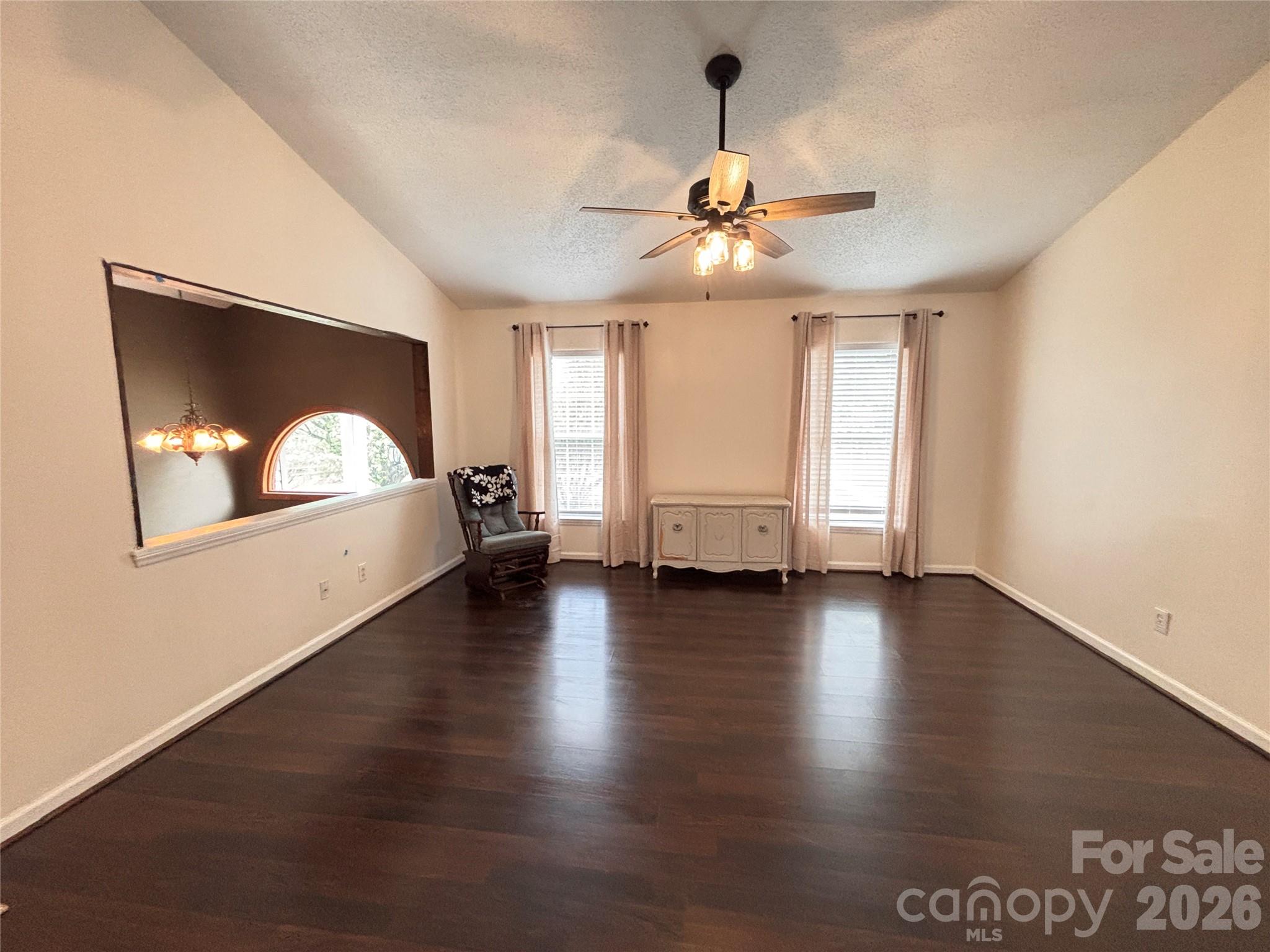 Living room with vaulted ceiling - 5164 Ralph Winchester Road, Lenoir