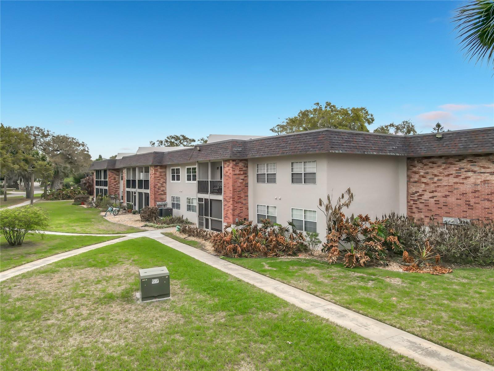 Condominium at 3800 SAXON DR #B13, NEW SMYRNA BEACH, photo 2 of 46