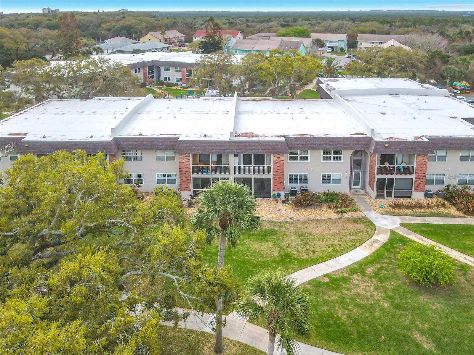 Condominium at 3800 SAXON DR #B13, NEW SMYRNA BEACH, photo 5 of 46