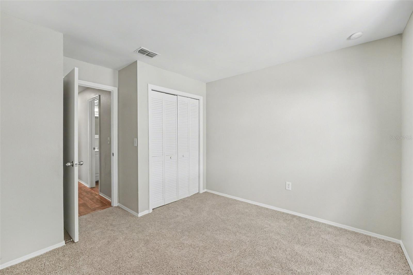 Single Family Residence at 638 LAKE DEXTER CIR, WINTER HAVEN, photo 19 of 25