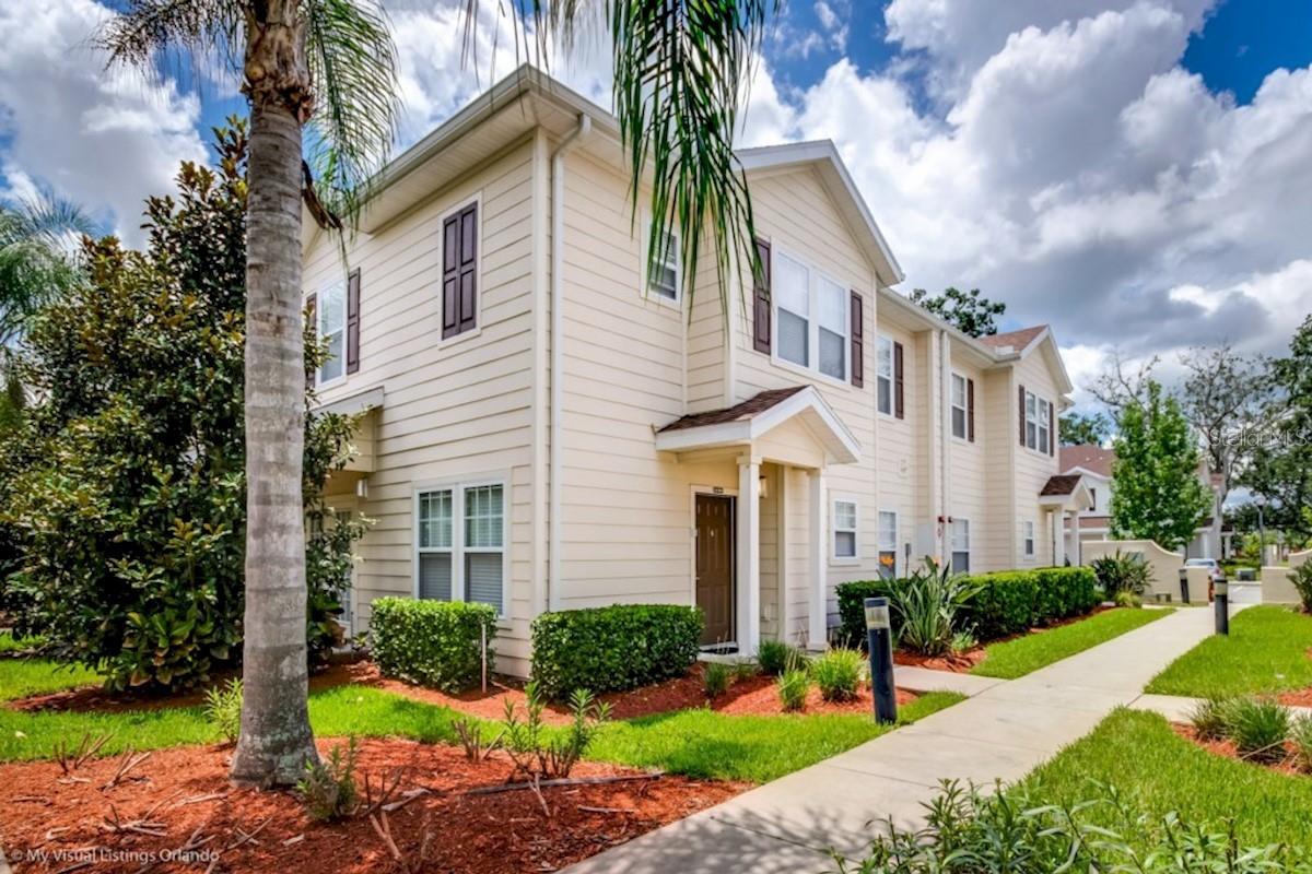 Townhouse at 8931 SHINE DR, KISSIMMEE, photo 4 of 15