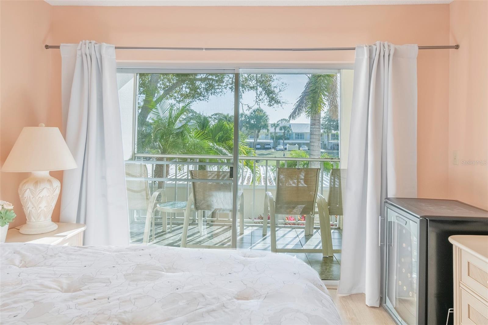 Private balcony off of the guest room. - 425 CERROMAR TER #459, VENICE