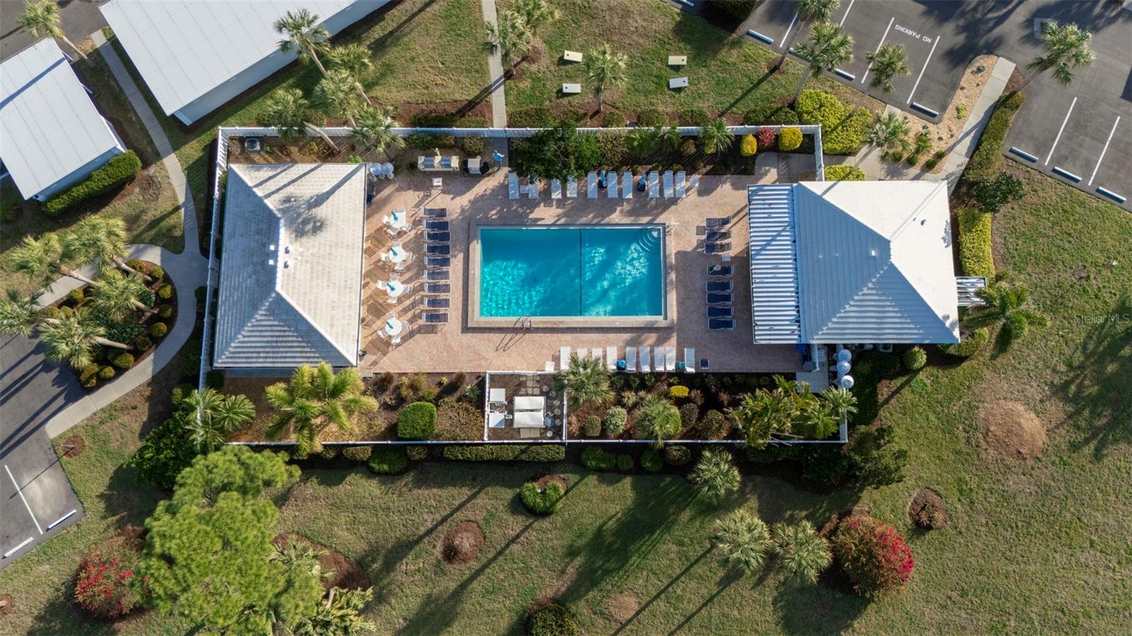 Amenities dedicated to Farmington Vistas - 425 CERROMAR TER #459, VENICE