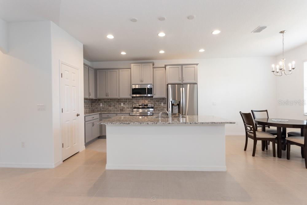 Single Family Residence at 10 FISCHER LN, PALM COAST, photo 7 of 37