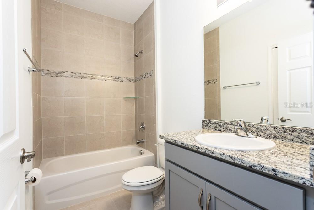 Guest bathroom - 10 FISCHER LN, PALM COAST