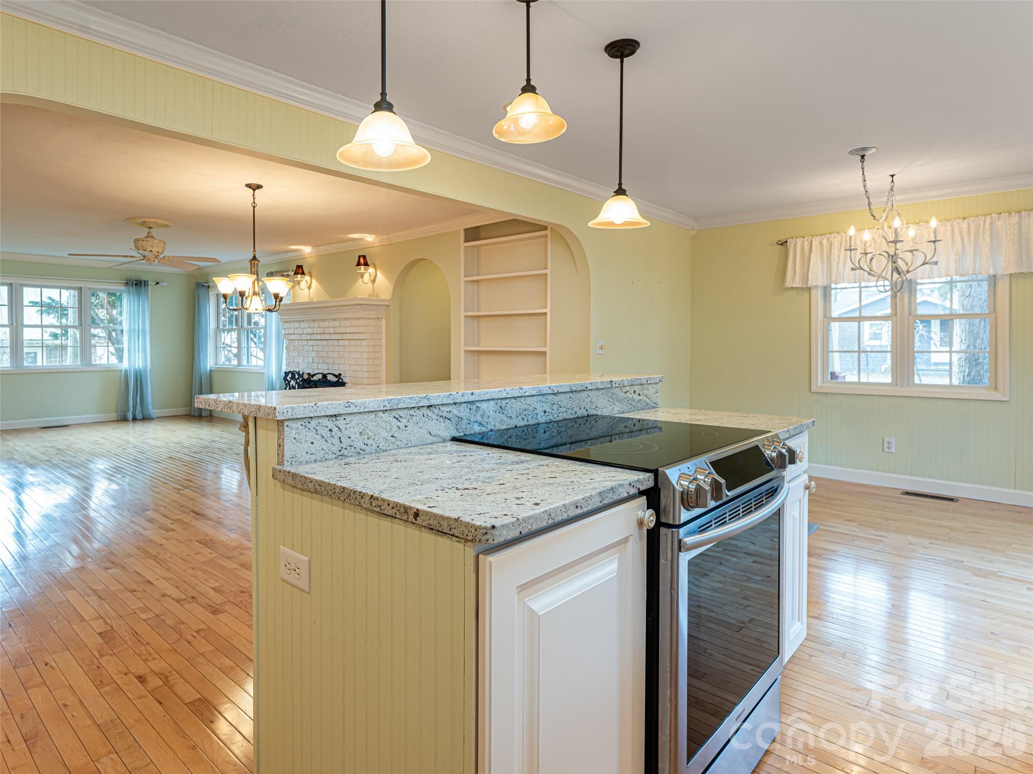 Single Family Residence at 113 5th Street, Black Mountain, photo 14 of 48