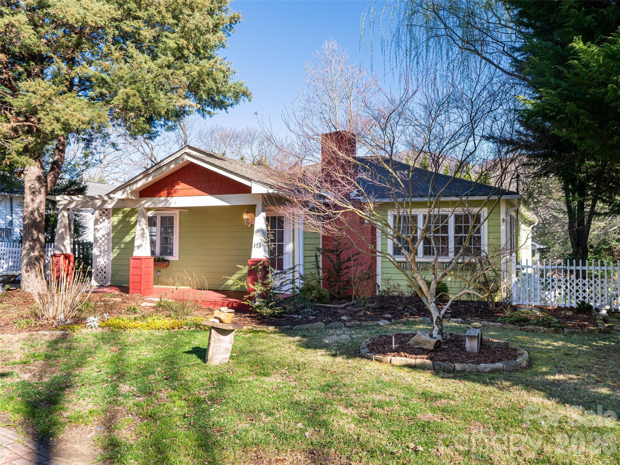 Single Family Residence at 113 5th Street, Black Mountain, photo 43 of 48