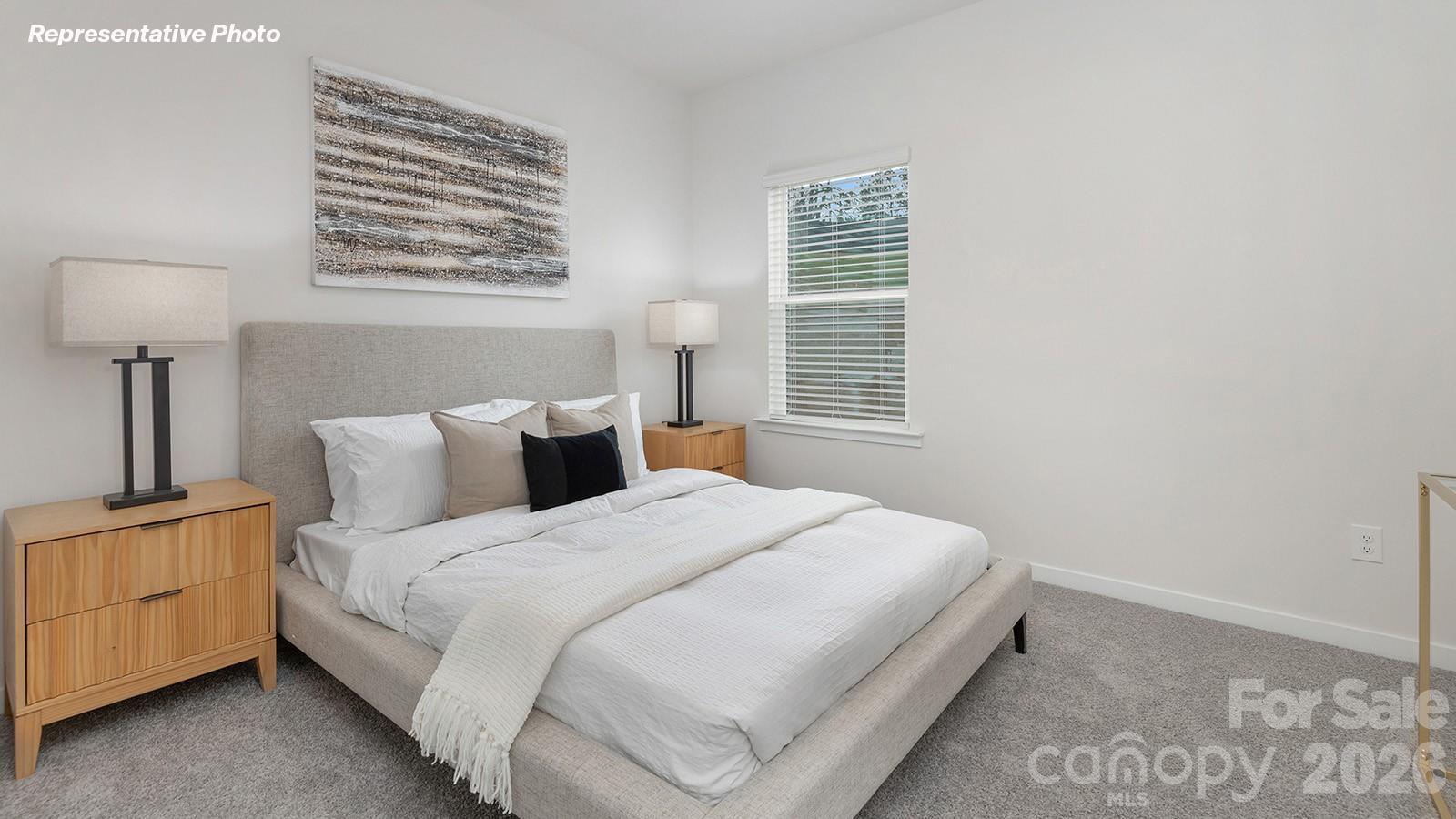 Single Family Residence at 484 Dazzle Loop, Newton, photo 10 of 28
