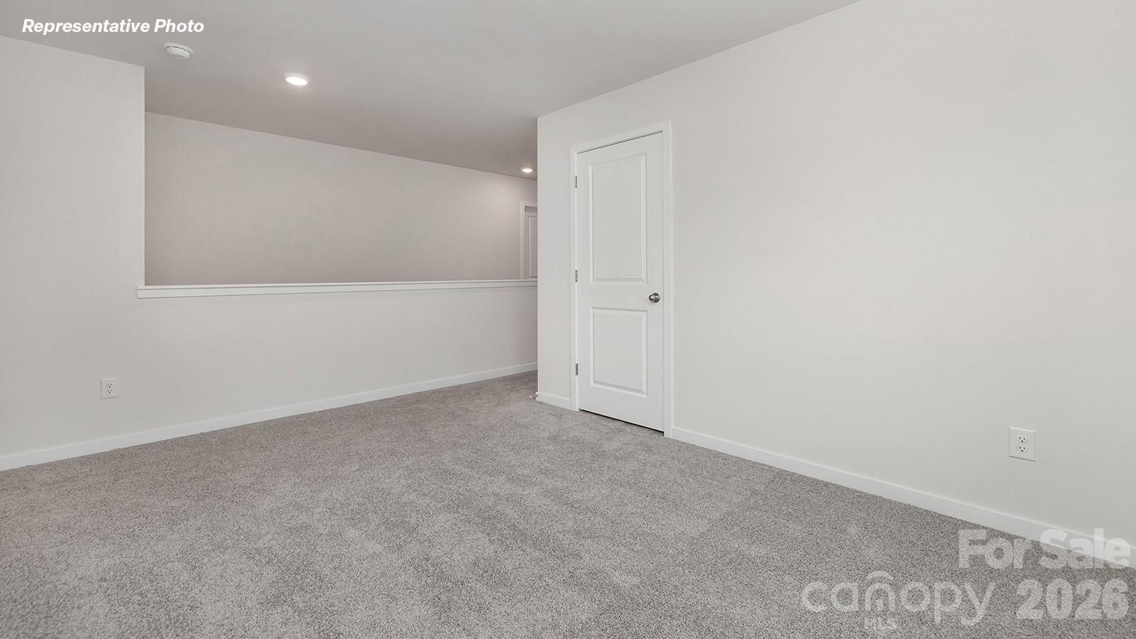 Single Family Residence at 484 Dazzle Loop, Newton, photo 13 of 28