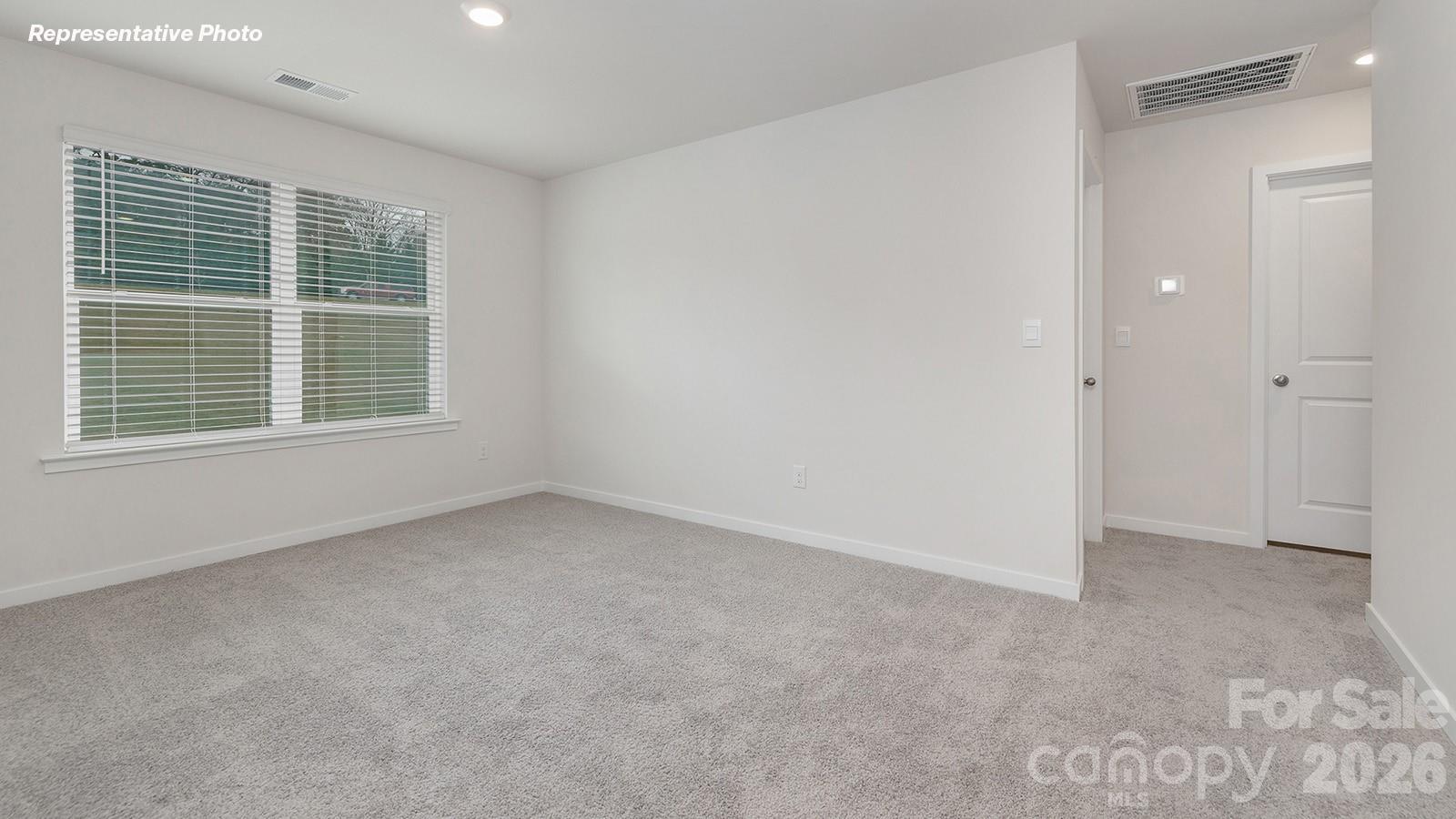 Single Family Residence at 484 Dazzle Loop, Newton, photo 14 of 28