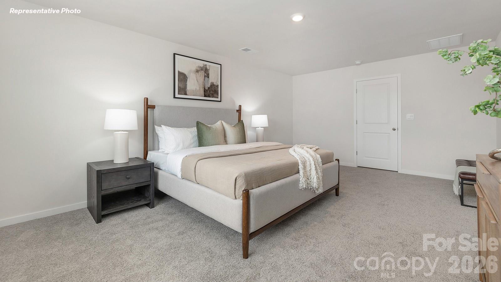 Single Family Residence at 484 Dazzle Loop, Newton, photo 15 of 28